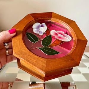 1976 Floral Theme Jewelry Box- Made By Gunther Mele.