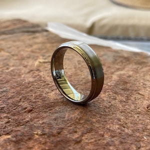 Hawaiian Jewelry Tungsten Ridged Polished Silver Wedding Ring Band 7mm