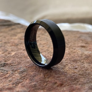 Hawaiian Jewelry Tungsten Beveled Black Polished Wedding Ring Band 8mm