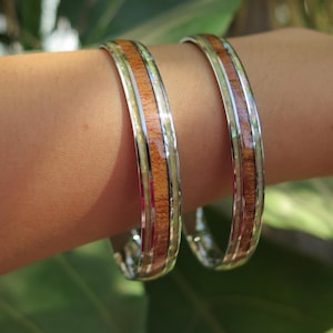 Hawaiian Design Jewelry MOP Shell Koa Wood Stainless Steel Bangle Bracelet