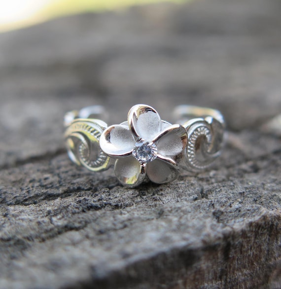 Sterling Silver 4mm Scroll Toe Ring Sterling Silver 4mm Scroll Toe Ring