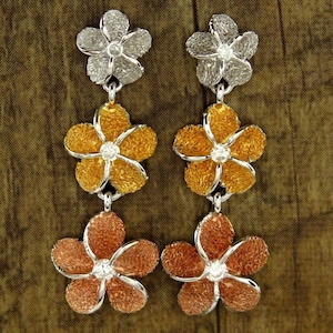 Hawaiian Jewelry 925K Sterling Silver Dangle Earrings Sand Triple Plumeria Flowers