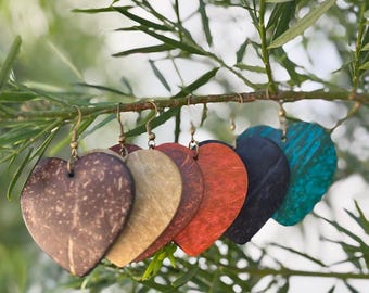 Hawaiian Design Jewelry Coconut Shell Carved Heart Dangle Earrings