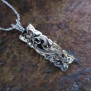 Hawaiian Jewelry 925K Silber Plumeria Blättern Vertikale Tag Anhänger Halskette