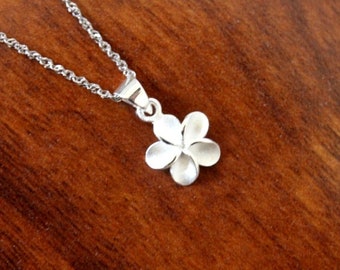 Hawaiian Design Jewelry Plumeria 10 mm Blomma 925K Silverhänge Halsband