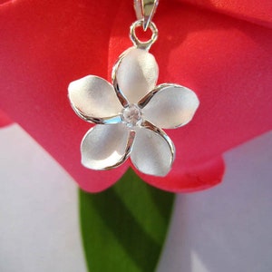 Hawaiian Sterling 925K Silver Jewelry Pendant Necklace Plumeria w/ Cubic Zirconia