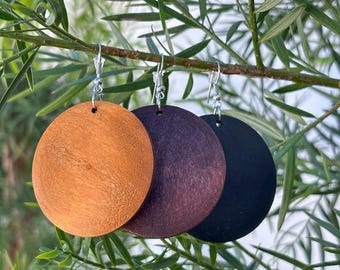 Hawaiian Design Jewelry Coconut Shell Carved Hoop Dangle Earrings