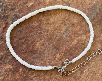 Hawaiian Design Natural Puka Shell Anklet Adjustable Chain 9.5"