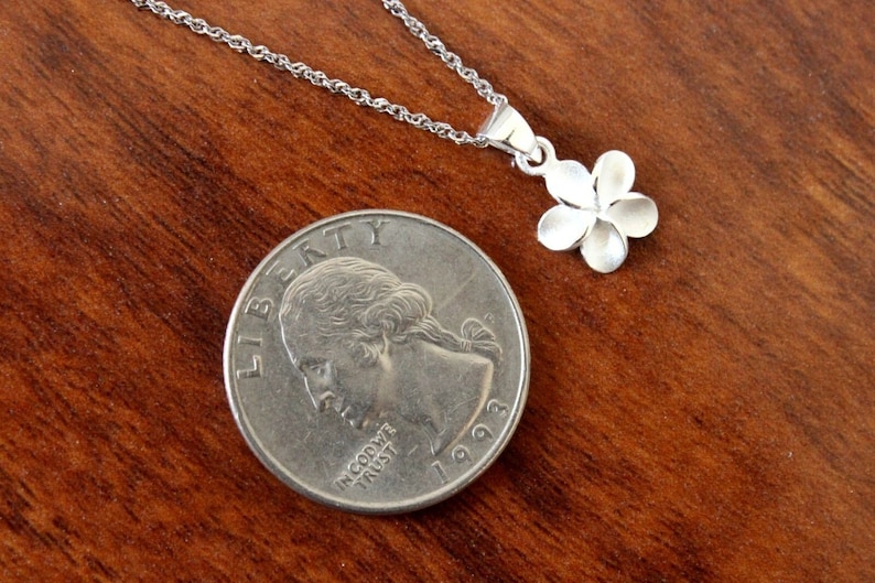 SCHWERER 925 STERLING SILBER HAWAII PLUMERIA ROLLE INITIALE "O