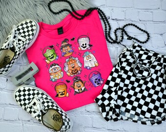 Retro Halloween Graphic Tee - 90's Nostalgic Comfort Colors Unisex T-Shirt