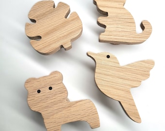 Jungle-themed handles made of untreated oak (Monkey, Tiger, Monstera, Hummingbird) for furniture, dresser, drawer, door, children's room, baby gift