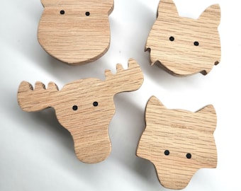 Scandinavian animal handles made of untreated oak (elk, bear, wolf, lynx) Furniture knob, dresser, drawer, door, children's room, baby gift