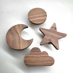 Wall hook made of untreated walnut wood (sun moon star cloud) coat hook wardrobe bedroom bathroom children&#39;s room decoration gift