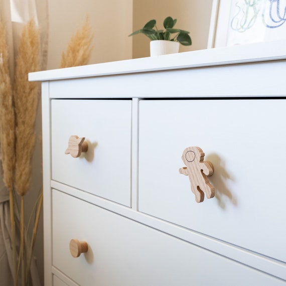 Space Handles Made of Untreated Oak Wood astronaut Rocket Comet Planet Furniture Knob Dresser Drawer Door Children s Room Baby Gift Etsy UK