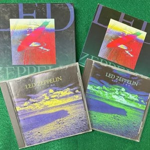 Led Zeppelin - Boxed Set 2 - Contains two CDs and book - in great condition -