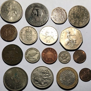 WORLD COINS lot 032 - 17 coins from U.K. & more- Includes 1854 Napolean III, New Zealand, Australia and more - Silver