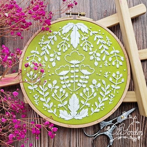 Mandala Simple embroidery kit beginner-Embroidery funny-Embroidery kit flower-Birthday Gift-Handmade craft-Floss-Mandala pattern-sewing kit image 5