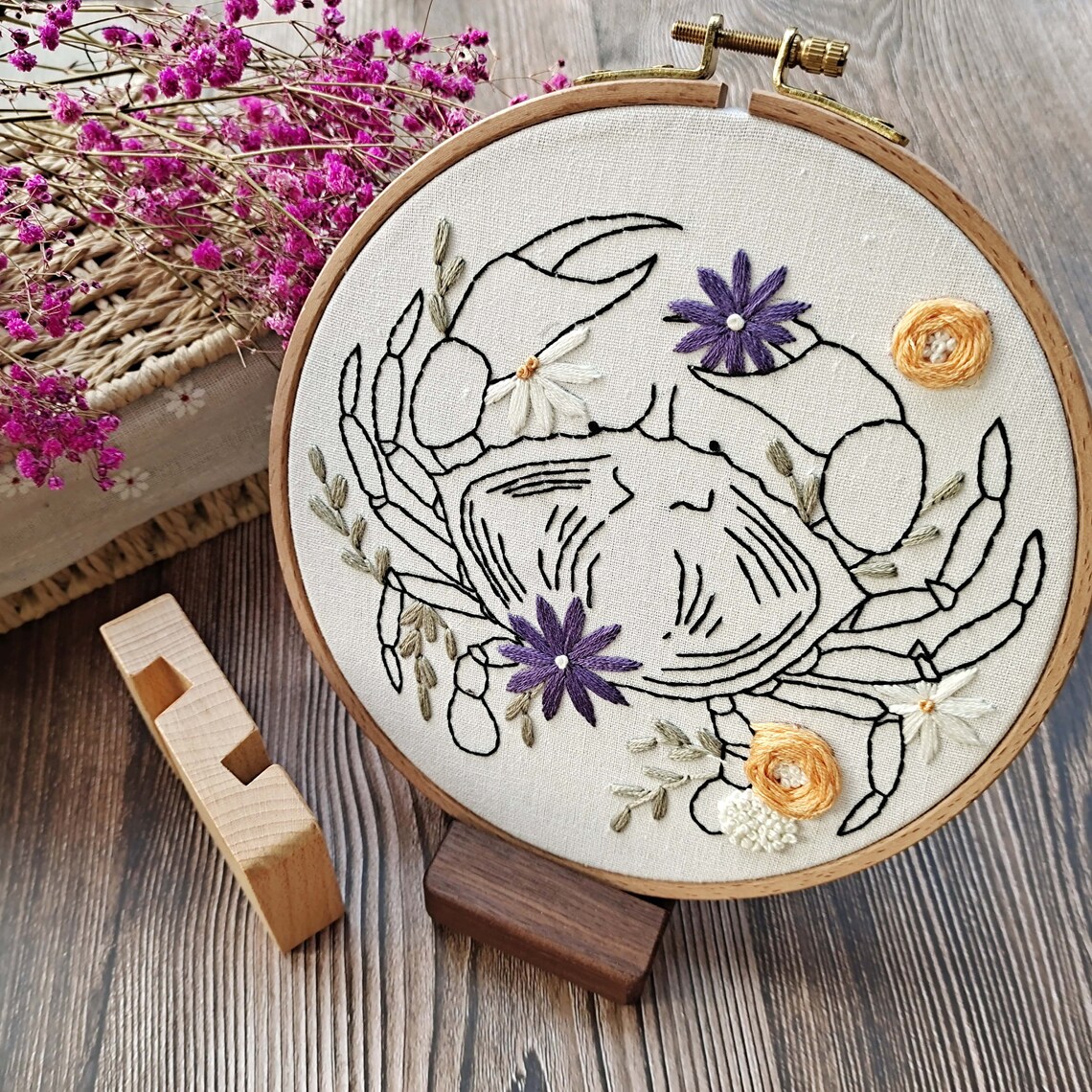 Embroidery displayembroidery hoop standwood hoop  etsy canada Embroidery displayembroidery hoop standwood hoop  etsy canada