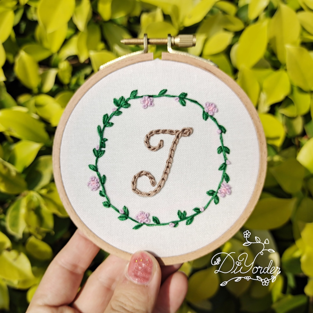 花文字刺繍キット：「J」イニシャル、DIYクラフト（PDFパターン
