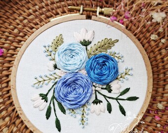 【rose様】Blue刺繍　2枚セット ブルーローズ刺繍キット：モダンな花柄（DIYクラフト） - Etsy 日本