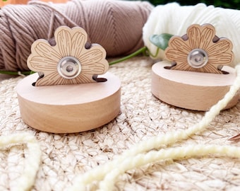 木製ホルダー付きフラワーヤーンカッター：縫い糸カッター - Etsy 日本