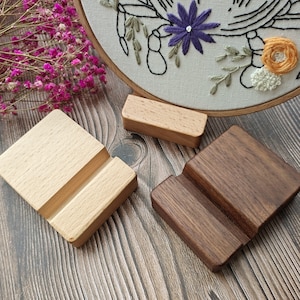 Wooden Embroidery Hoop Display Stand - Original or Coffee Color