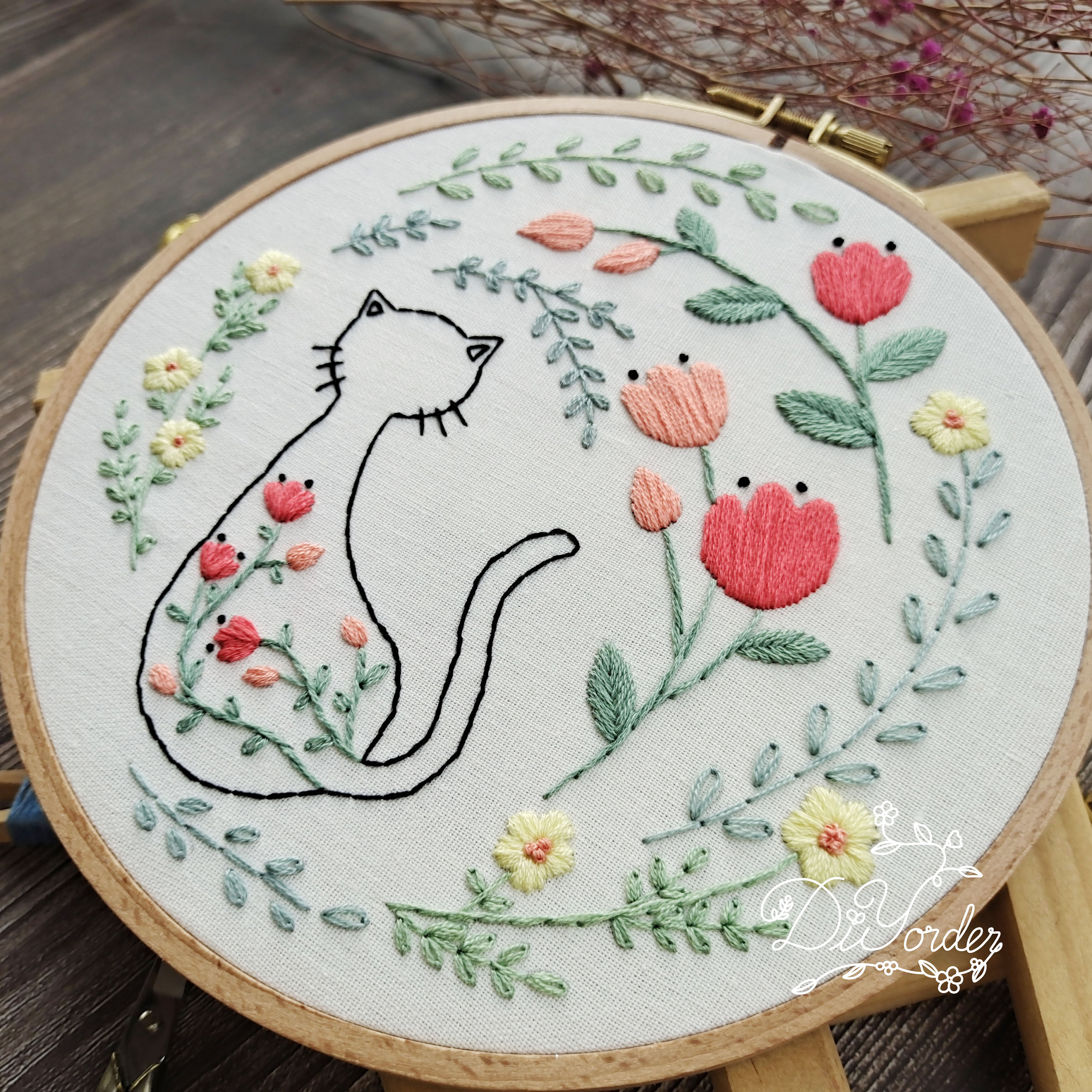 猫の刺繍BYKARTE バイカルテ Hand embroidery art｜cat embroidery time lapse｜needle
