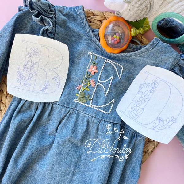 Kit de bordado de flores con alfabeto: transferencia de nombre con puntada y pegamento