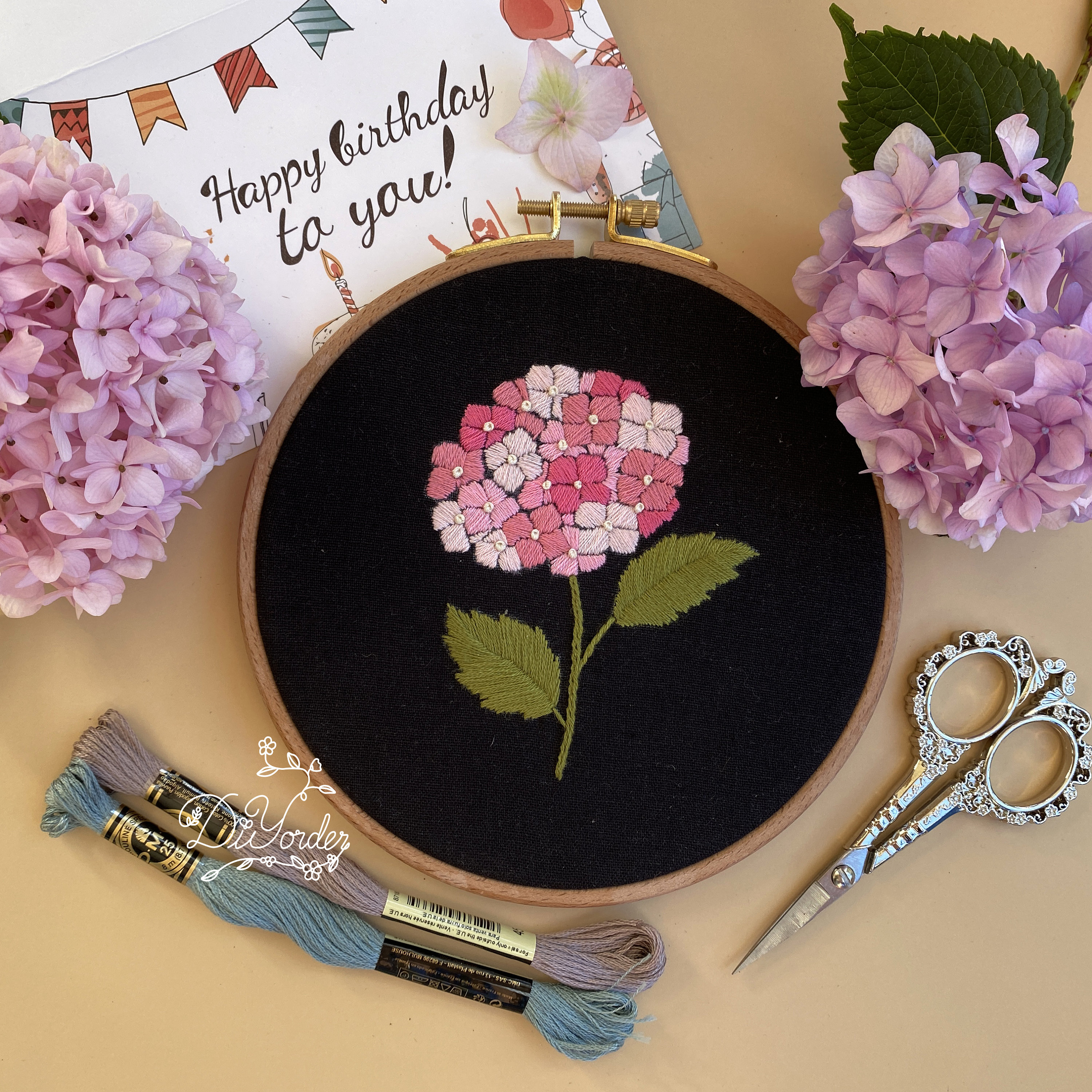 ピンクのアジサイ刺繍キット：花柄、プリント生地 - Etsy 日本