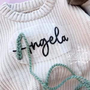 Nome bastone e ricamo a punto, kit ricamo maglione, maglione con nome personalizzato, ricamo floreale nome, ricamo fai da te per vestiti, bastone di stoffa