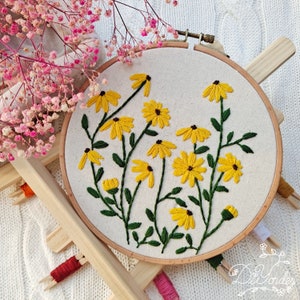 DIY Art Craft, Beginner Embroidery, flowers pattern,Hoop Art Hand Embroidery Art, Modern Embroidery DIY Kit,Floral Hoop Art, Wall Hanging