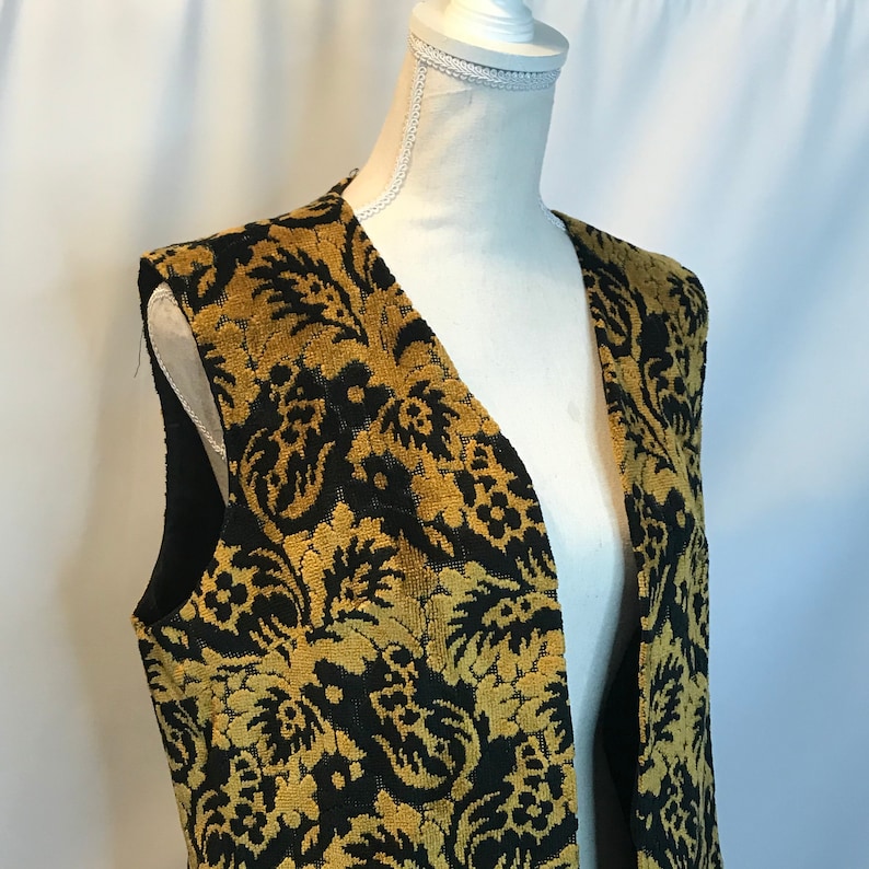 Vintage 70s Tapestry Brocade Carpet Vest Womens ML Boho Hippie Jacket