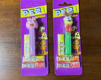 OLD PEZ 90s PEZ　Unopened　51packs 5 Vintage 1990's PEZ Dispencers, Various Characters