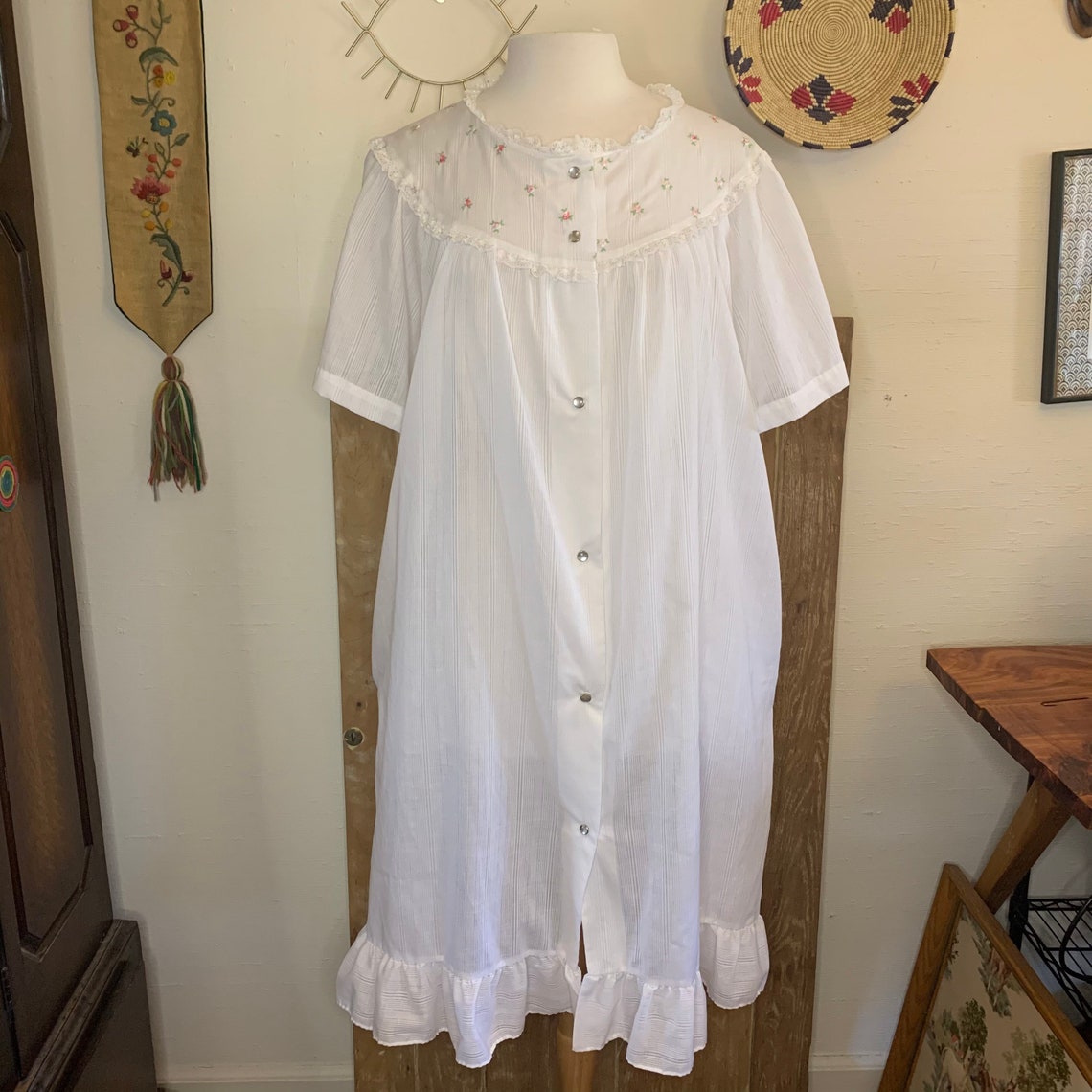 VTG Embroidered Snap Front Nightgown/house Dress Etsy
