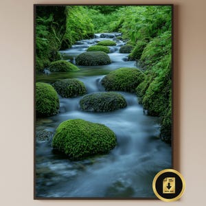 Poster Moos Stiller Waldbach Poster | Botanische Natur Print | Biophile Dekoration für Wohnzimmer oder Spa | Digitaler Download