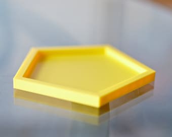 Pentagon Plant Drip Tray: 3D Printed Minimalist Saucer
