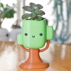 Lächelnder Baum Stiftehalter oder Blumentopf, glückliches Büro-Schreibtisch-Geschenk, einfacher Stifthalter, niedlicher und gemütlicher Schreibwaren-Organizer, Sukkulenten-Blumentopf