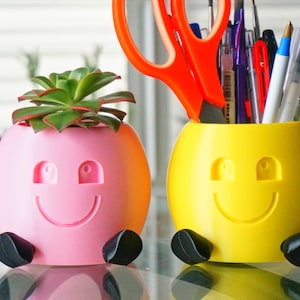 Maceta con cara sonriente y pies, soporte para lápices o bolígrafos, contenedor de escritorio feliz, maceta de regalo