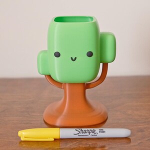 Smiling Tree Pen Holder or Plant Pot image 7