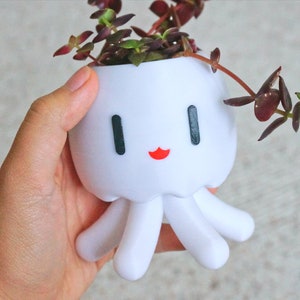 Jellyfish Planter / Pen Pencil holder- Ocean Animal Pot- Marine Biology Deep Sea Creature- Succulent Planter- Kawaii Cute Desk Decor