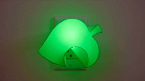 Animal Crossing Leaf LED Night Light: Nintendo Gamer Gift