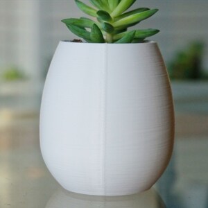 Kawaii Big Smile Planter: 3D Printed Anime Desk Decor image 10