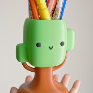 Smiling Tree Pen Holder or Plant Pot image 5