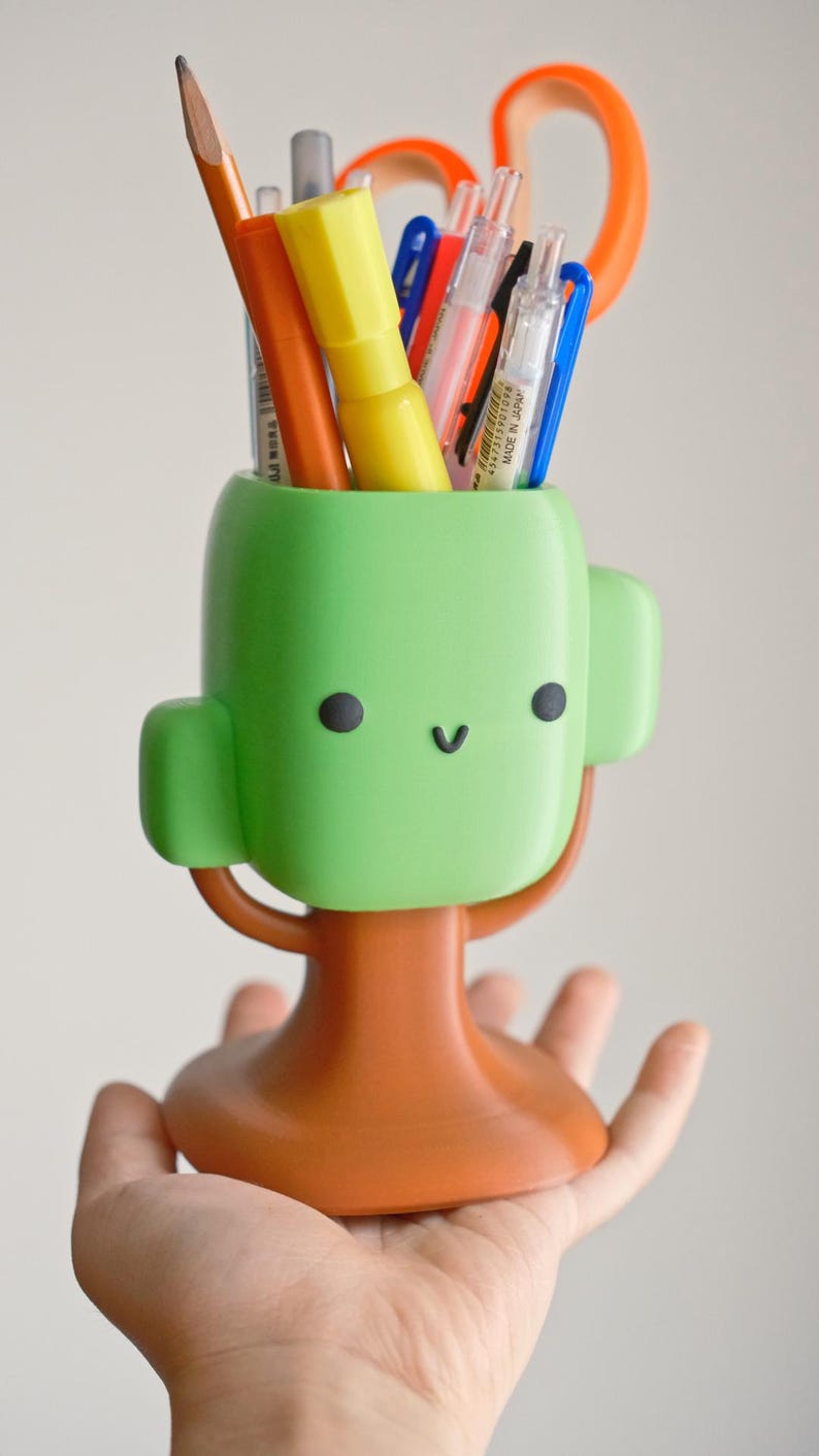 Smiling Tree Pen Holder or Plant Pot image 5
