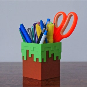 Minecraft Dirt Block Planter / Pen Pencil Holder, Mojang Grass Block Plant Pot, Pixel Succulent Planter Office Desk Decor, Gamer Gift image 7