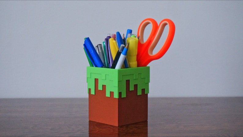Minecraft Dirt Block Planter / Pen Pencil Holder, Mojang Grass Block Plant Pot, Pixel Succulent Planter Office Desk Decor, Gamer Gift image 7