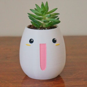 Kawaii Big Smile Planter: 3D Printed Anime Desk Decor image 7
