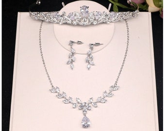 Bridal Jewelry Set, Bridal 4 Piece Tiara Earrings Necklace Set, Crystal Jewelry Set, Wedding Tiara