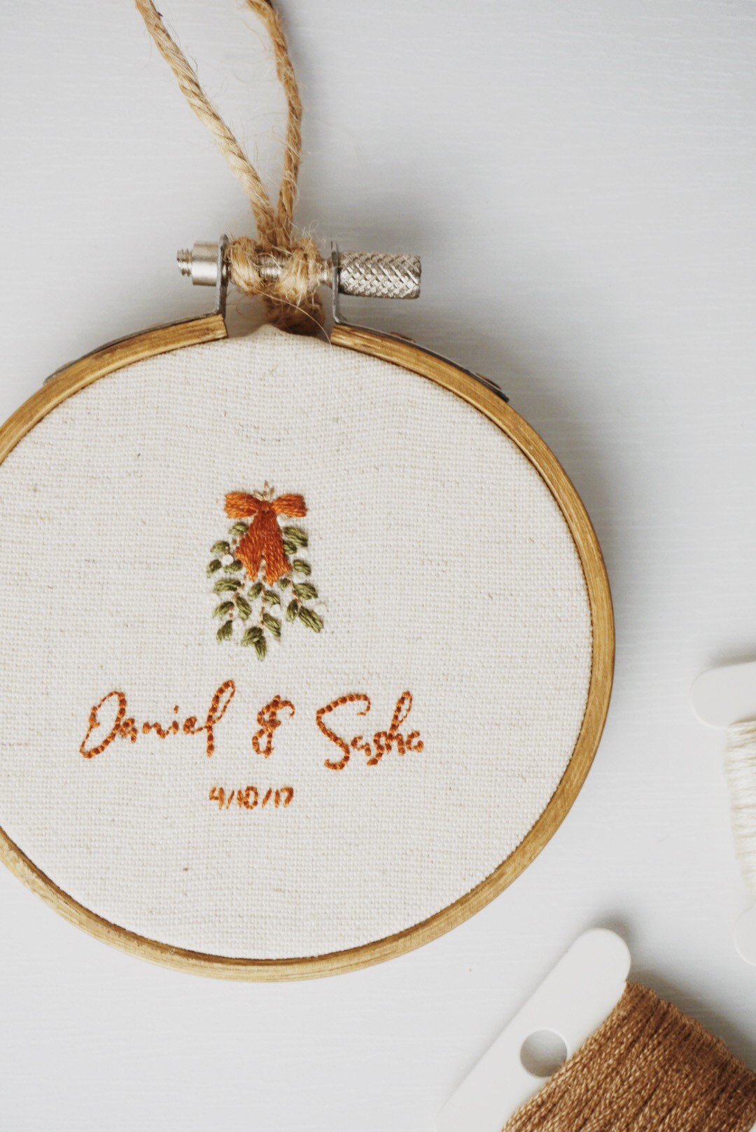 Mistletoe Embroidery Pattern, Personalized Christmas Ornament ...