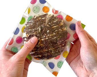 Rainbow Smiley Face Cellophane Cookie Bags: 5x5 Inch, 100 Count